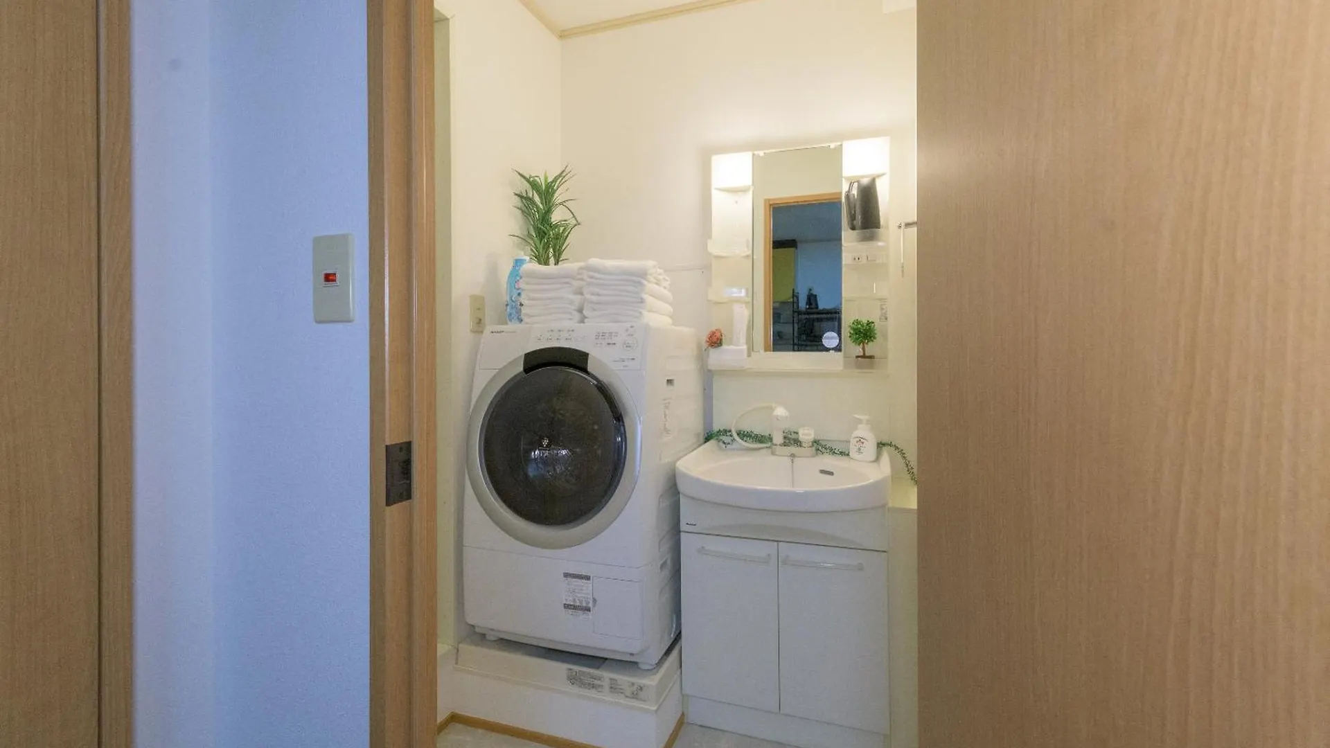 Retoa Hakataekiminami Apartment Fukuoka