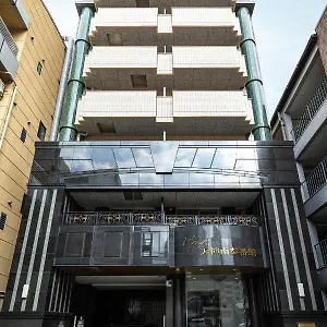 アパート 天神南参番館, 福岡市
