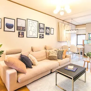 https://koiwa-relax-house-2ldk-3db-disney-10-wifi-apartment.alltokyohotels.com